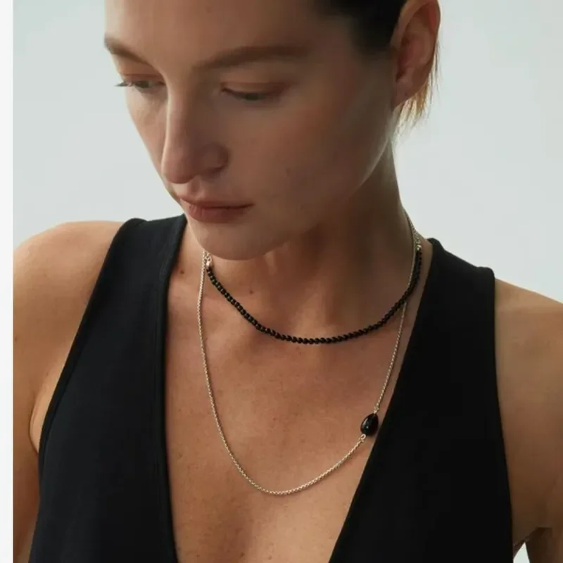 Black agate splicing necklace women's light luxury niche design high-end sweater chain European and American stackable belt