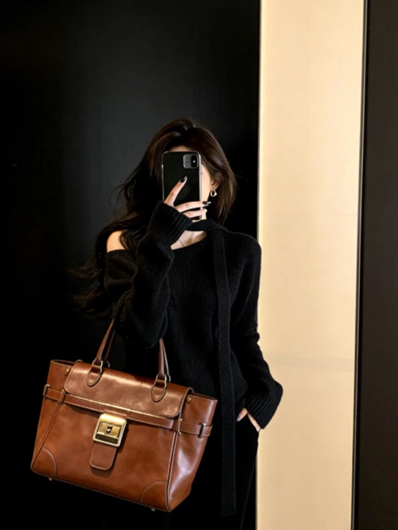 

Laid-ba Sle Bla Off-oulder Long Sve Knitted Sweater Women's Faionable Versatile Winter New Arrival Top