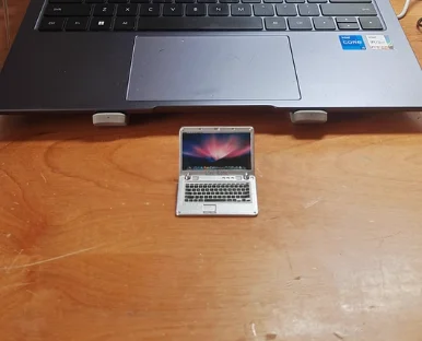 

Minibook Pro — профессиональный магический трюк крупным планом с онлайн-уроками | Портативное устройство для трюков для фокусов и исполнителей.