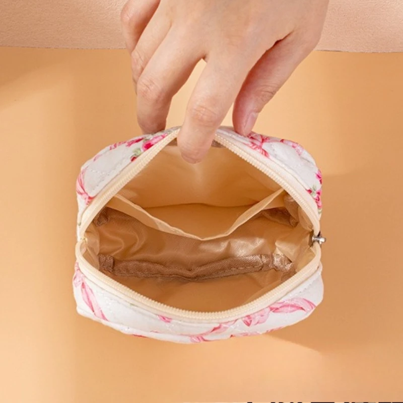 moda-doce-quadrado-embreagem-saco-de-cosmeticos-feminino-portatil-bolsa-de-maquiagem-absorvente-guardanapo-sanitario-almofadas-organizador-saco