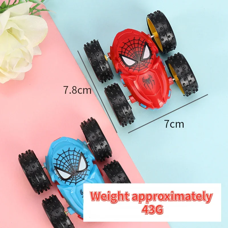 مارفل أفنجرز سبايدرمان سيارات بالقصور الذاتي على الوجهين 360 °   ألعاب الرافعة للأطفال والأولاد والبنات ألعاب الرسوم المتحركة أنيمي هدية عيد ميلاد السيارة