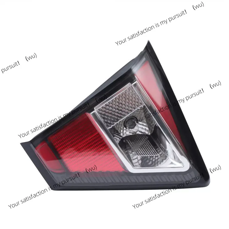 

Для Ford Escape 2017-2019 внутренний задний фонарь стоп-сигнал GJ5Z13405E FO2802117