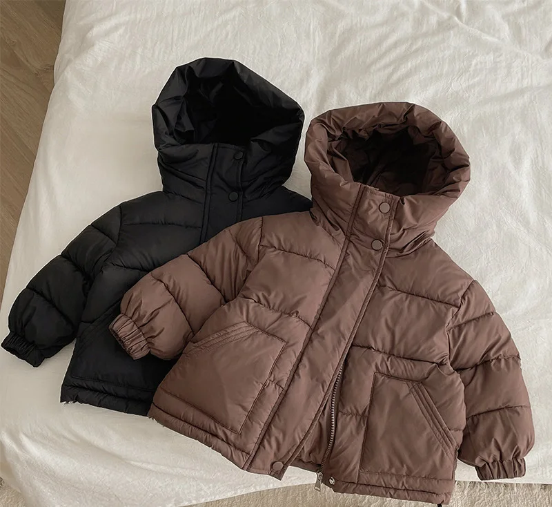 Kinder-Winterjacken aus Daunen, warm und bequem, vielseitige Kapuzenjacke für Jungen und Mädchen, für den täglichen Gebrauch im Freien, thermische Oberbekleidung.