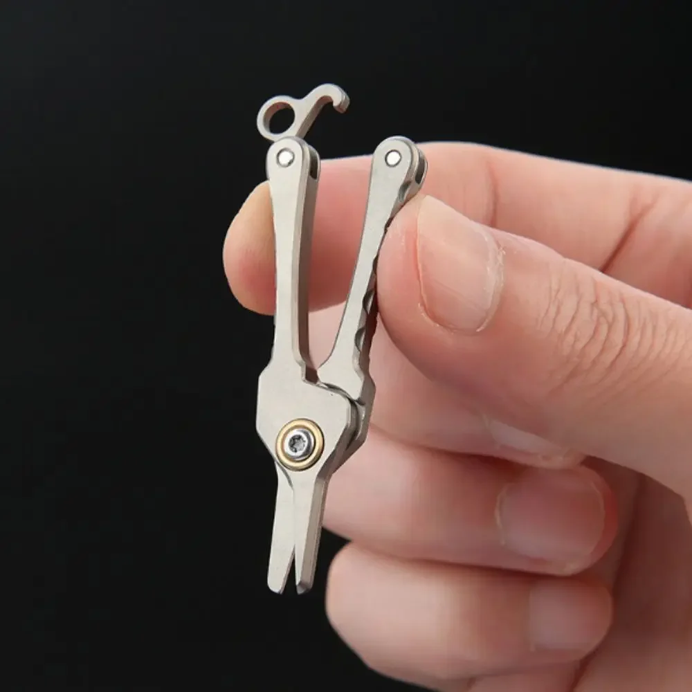 High Quality Mini Titanium Alloy Scissors Silver Portable Unisex Nose Hair Trimmer Eyebrow Trimming Outdoor Tool