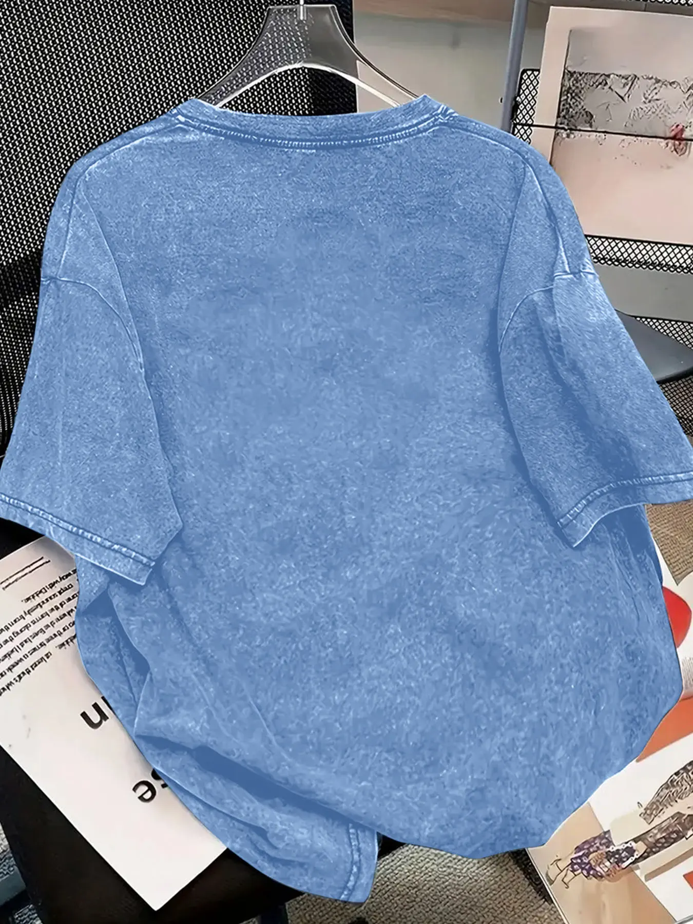 Women’s Washed and Distressed Short-Sleeve Top, Fashionable Heart-Denim Printed Cotton-Blend Round-Neck Blue Top