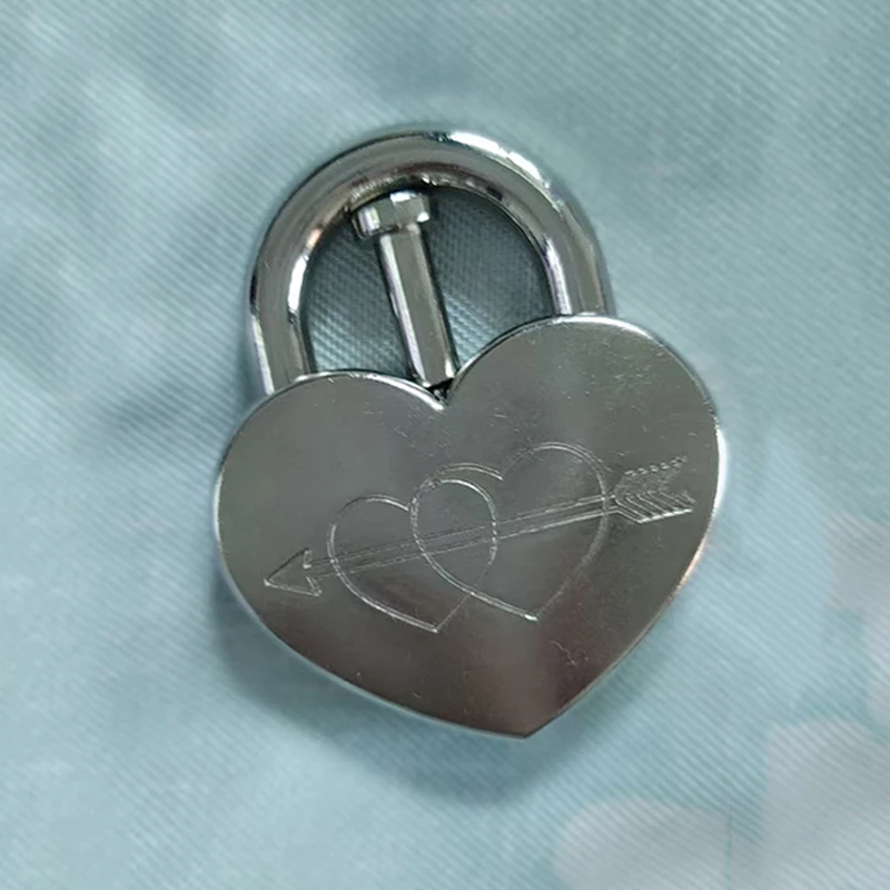 العتيقة الحب قفل معدني على شكل قلب لغز الدماغ دعابة الذكاء اختبار اللعب التعليمية العقل ألعاب أطفال المراهقين هدية عيد الحب