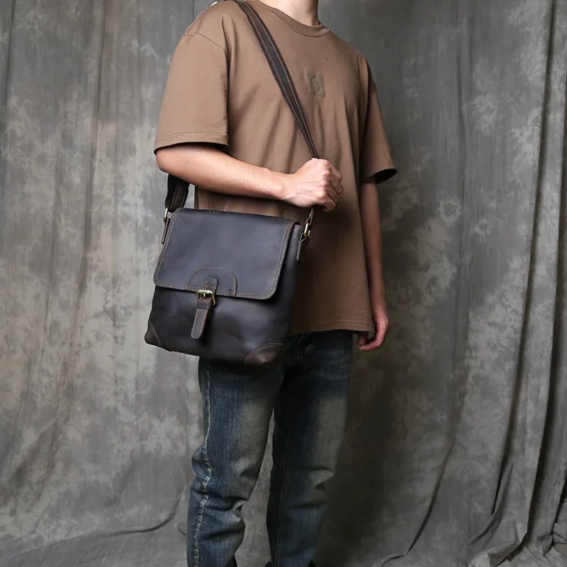 

Retro Handmade Leather Men's Top Layer Cowhide Vertical Casual Phone Bag Crazy Horse Leather Single Shoulder Crossbody Bag
