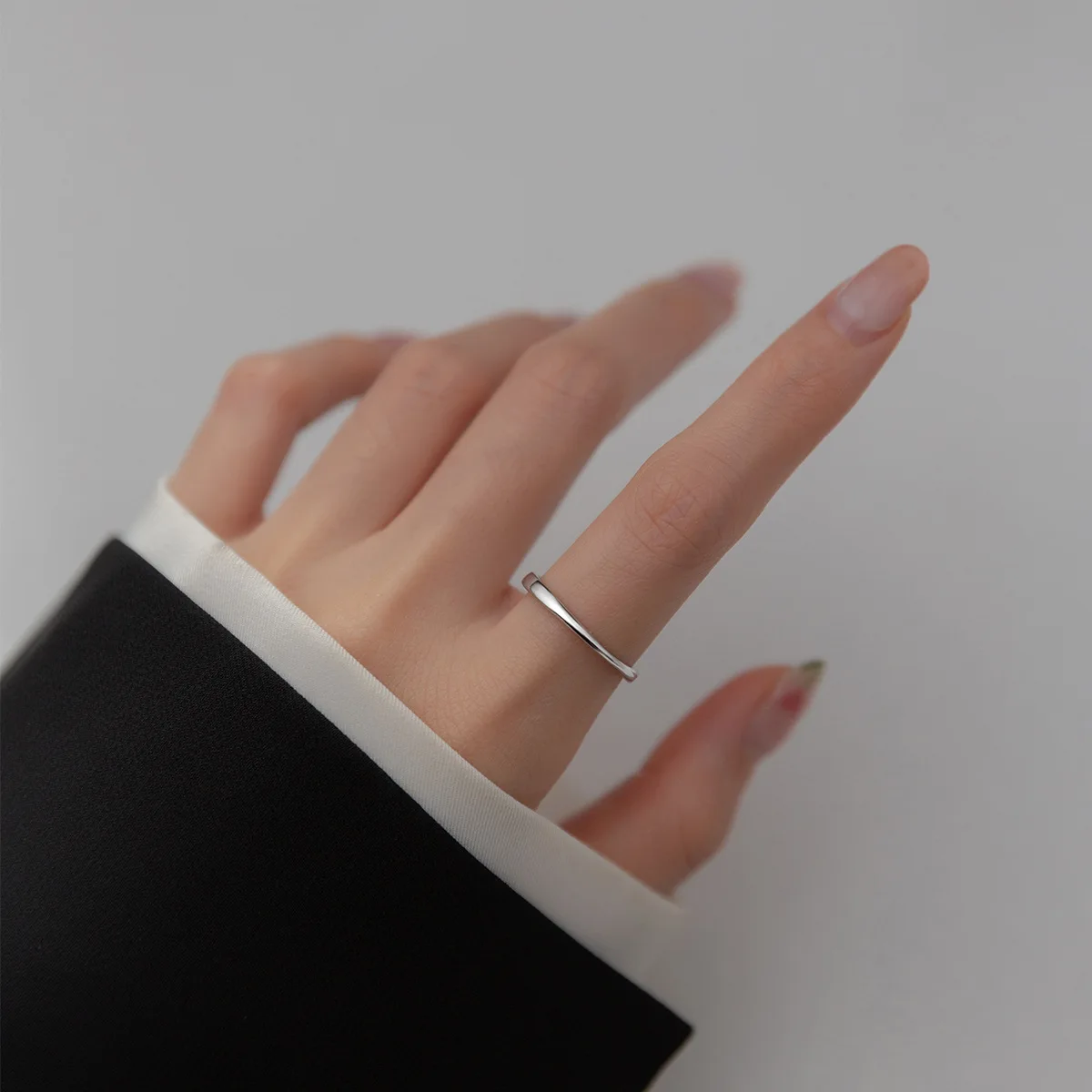 

Korean Style Simple Smooth Adjustable Ring For Women S925 Pure Silver Fashionable Party Jewelry