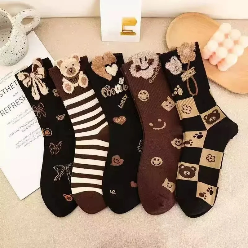 5 pairs of mixed 2026 autumn and winter new teddy bear socks, women's brown coffee color three-dimensional mid tube breathable