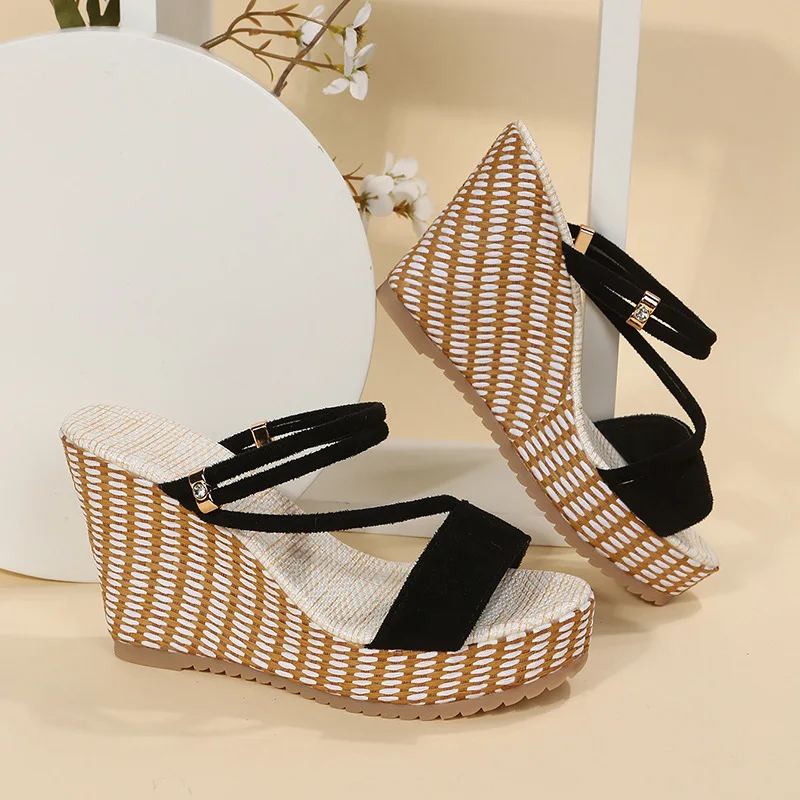 Summer new sandals Women\'s thick soled fashionable casual slope heel  Roman high-heeled shoes sapatos tacones mujer talons