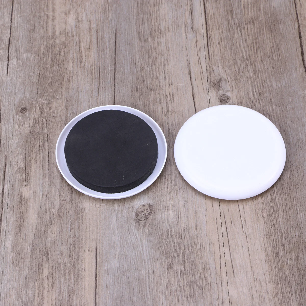 

16Pcs Furniture Moving Sliders Set Tough Eva Plastic Pads for Hardwood Laminate Carpet Floor Rearrangement Tool Circle Hexagon