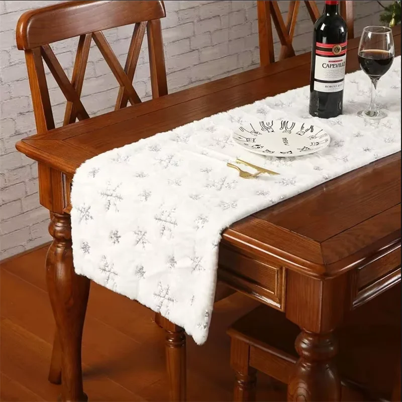 Dining Room Decorative Table Runners Christmas Snowflake Table Runner Solid Color Rectangle Plush Table Runner 38x183 CM