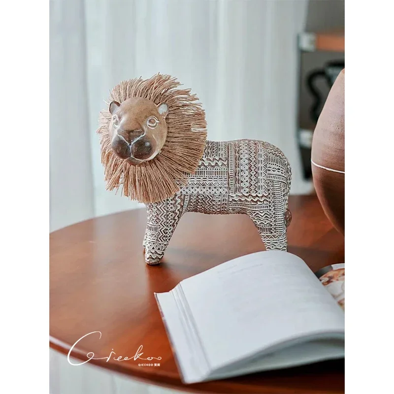 Faire lion Nordic style lucky lion art ornament bedroom living room decoration