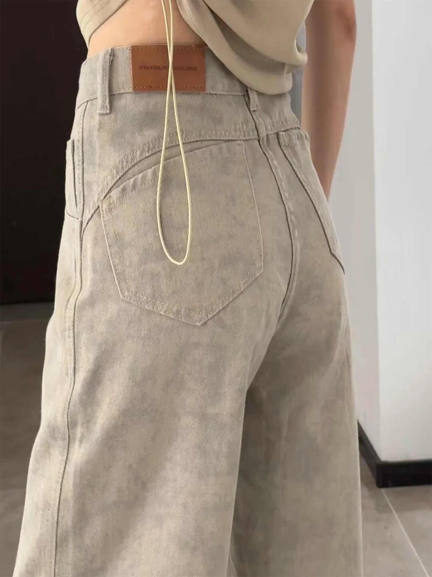 

Loose Wide Leg Jeans High Waist Straight Cut Denim for Pear Shaped Women plus Size Casual Wear Autumn Winter New Style