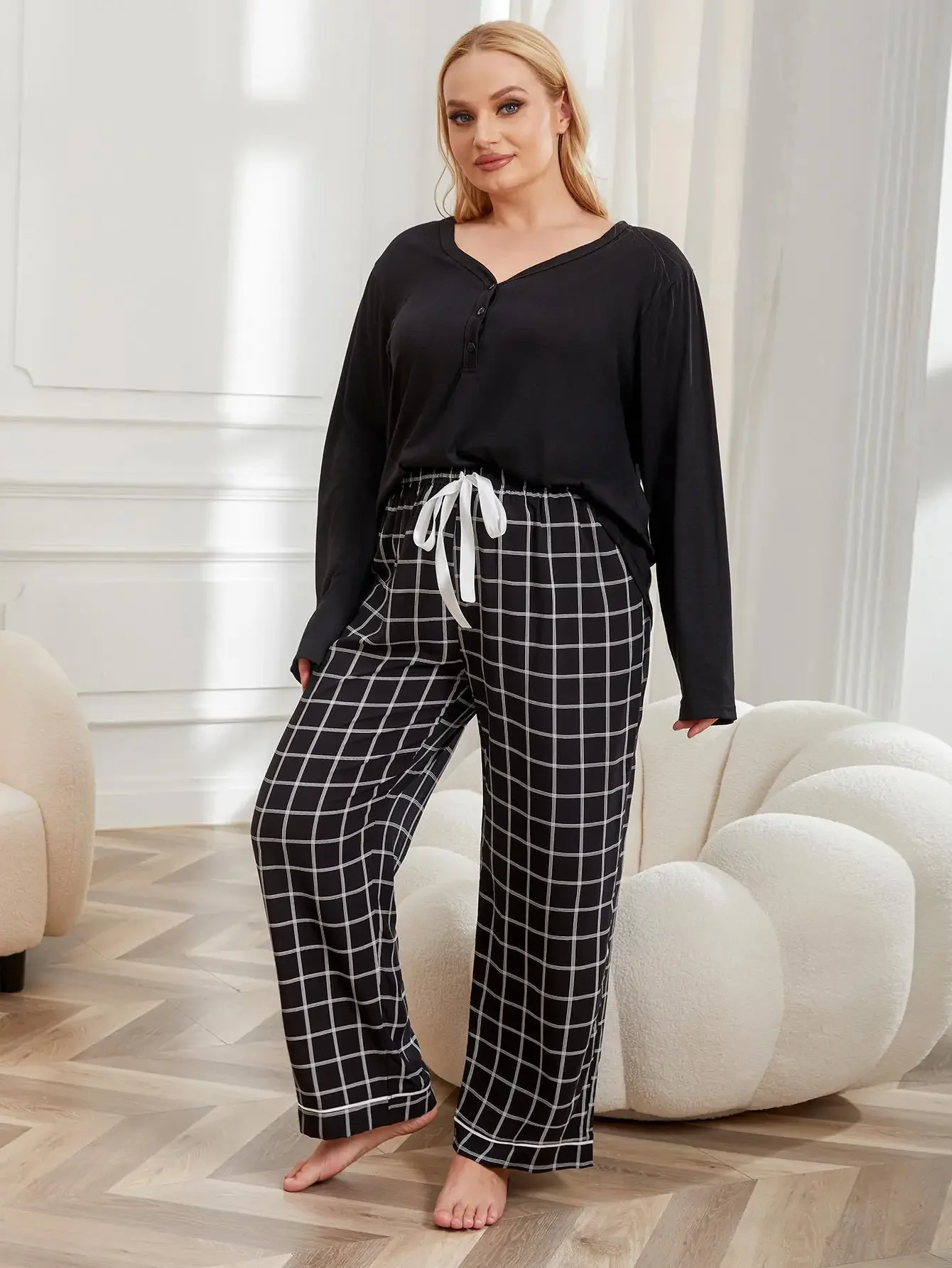 Plus Size Women Pajama Set Solid V Neck Button Top & Plaid Drawstring Waist Pants Female Sleepwear 2 Pieces Nightwear Homewear