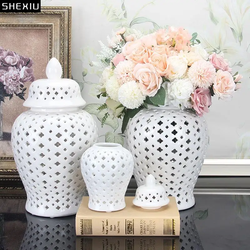 

European White Porcelain General Jar with Lids Hollow Craft Ceramic Storage Tank Artificial Flower Decorative Floral Vase