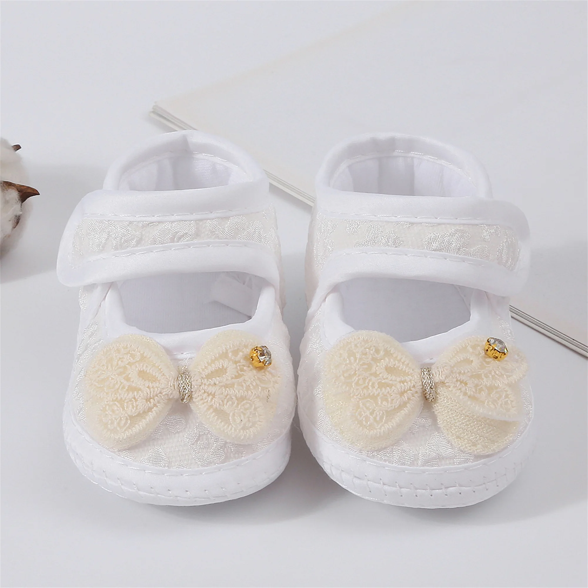 

Infant Girls Sparkly Mary Jane Shoes with Bow Detail and Matching Headband Set for Special Occasions and Photoshoots