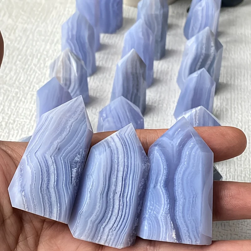1pc Unique Handcrafted Hemimorphite Crystal Hedgehog Carving, Crystal Decoration Stone for Home Decor/Desk Ornaments