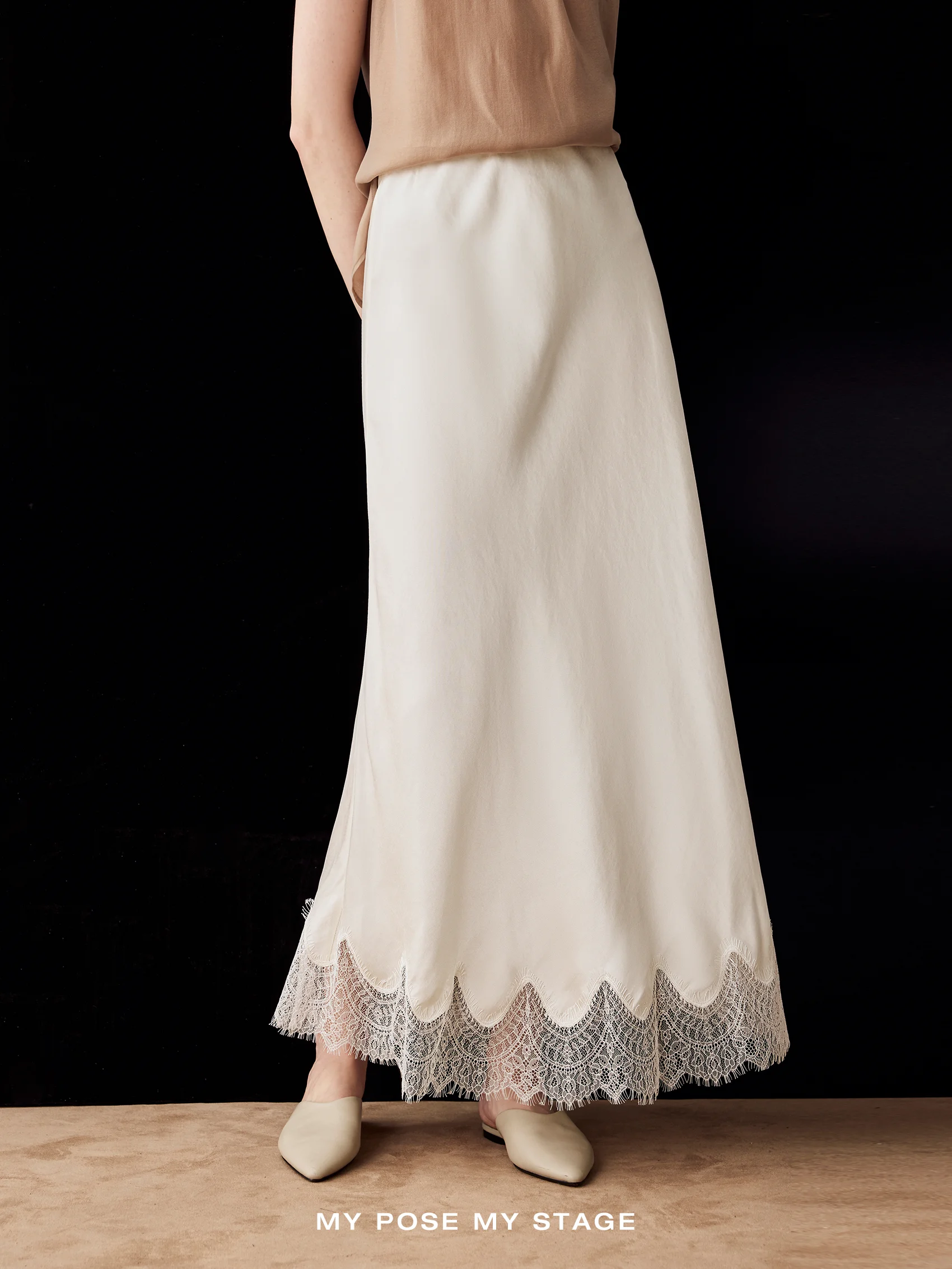 

Gentle Satin Draped Half Skirt Sofa Slim Wave Lace Trim Mid-Length Women's Skirt Regenerative Cellulose Fiber Daily Wear