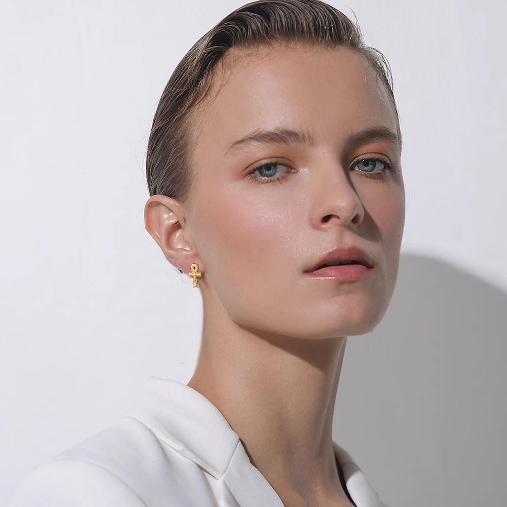 U7 الفولاذ المقاوم للصدأ عنخ الصليب أقراط للنساء رجل خمر نمط المصري مفتاح النيل الحياة رمز مجوهرات هدية E1004 QC24