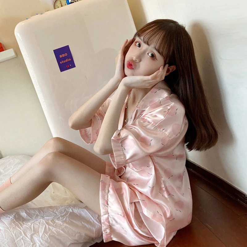 

Peach Print Silk Pajamas Set Women Single Breasted Shirts + Shorts Casual Two Piece Home Suit Kawaii Korean Sleepwear Thin