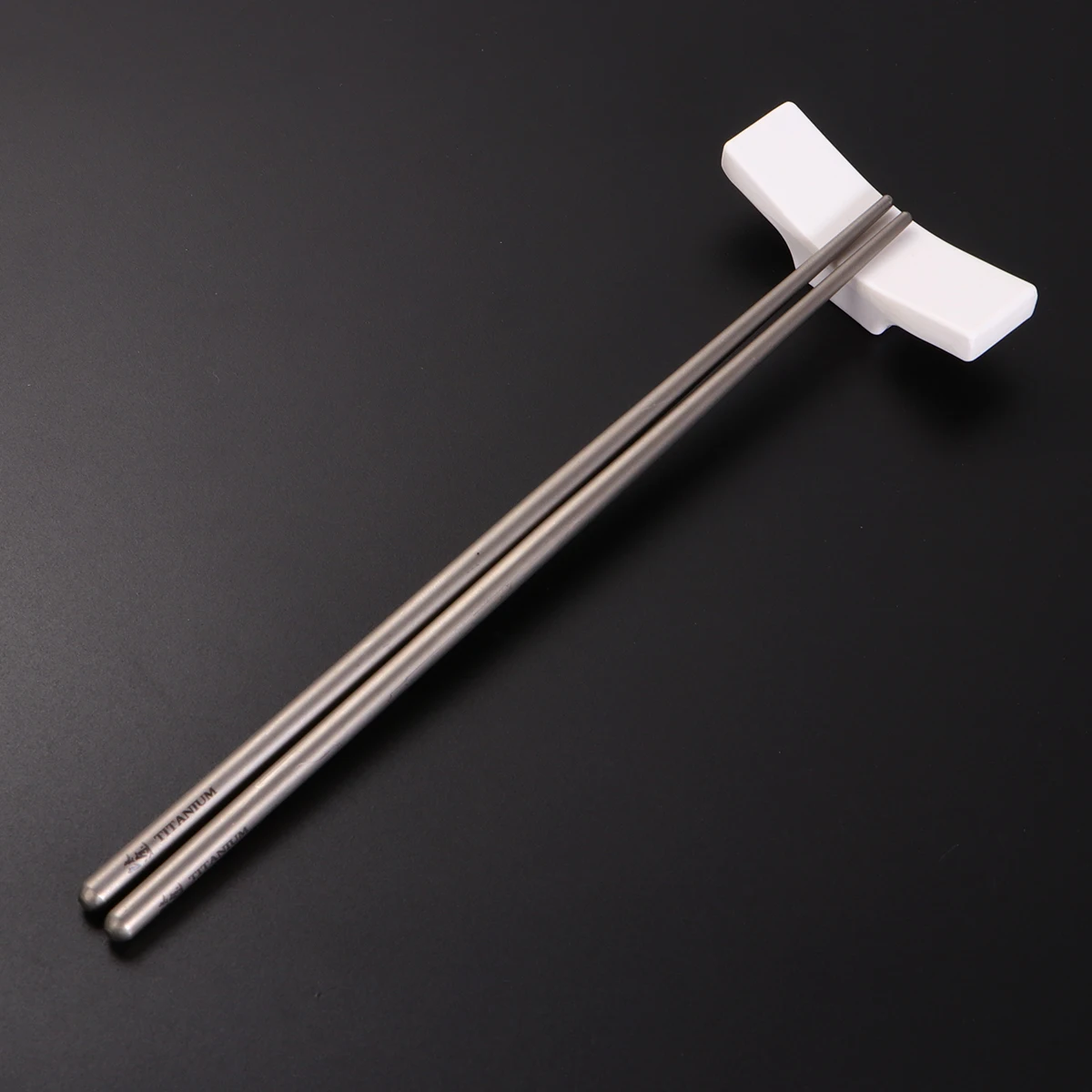 

8PCS Chopstick Holder Vintage Tableware Set Dustproof Spoon Fork Stand Kitchen Dining Decor Resin utensil rack