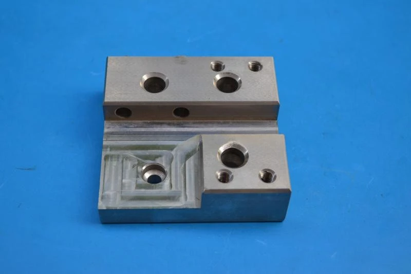 

Lower Eye Mold Seat Fixing Plate AC850 Diamond Guide Wire Nozzle, Lower Machine Head 74X76X24