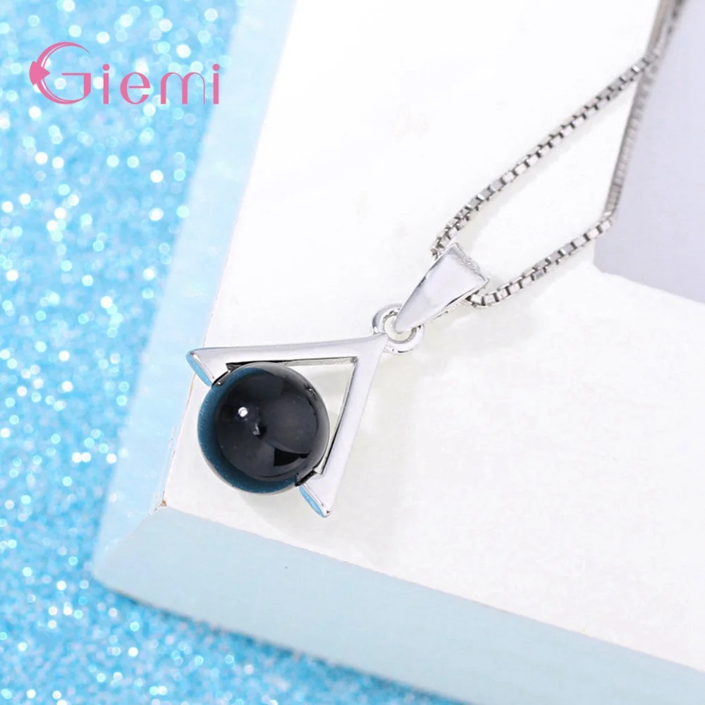 925 Sterling Silver Pendant Necklace For Decoration Classic Style Triangle Shape Best Gift For Women Party Wholesale - Image 4