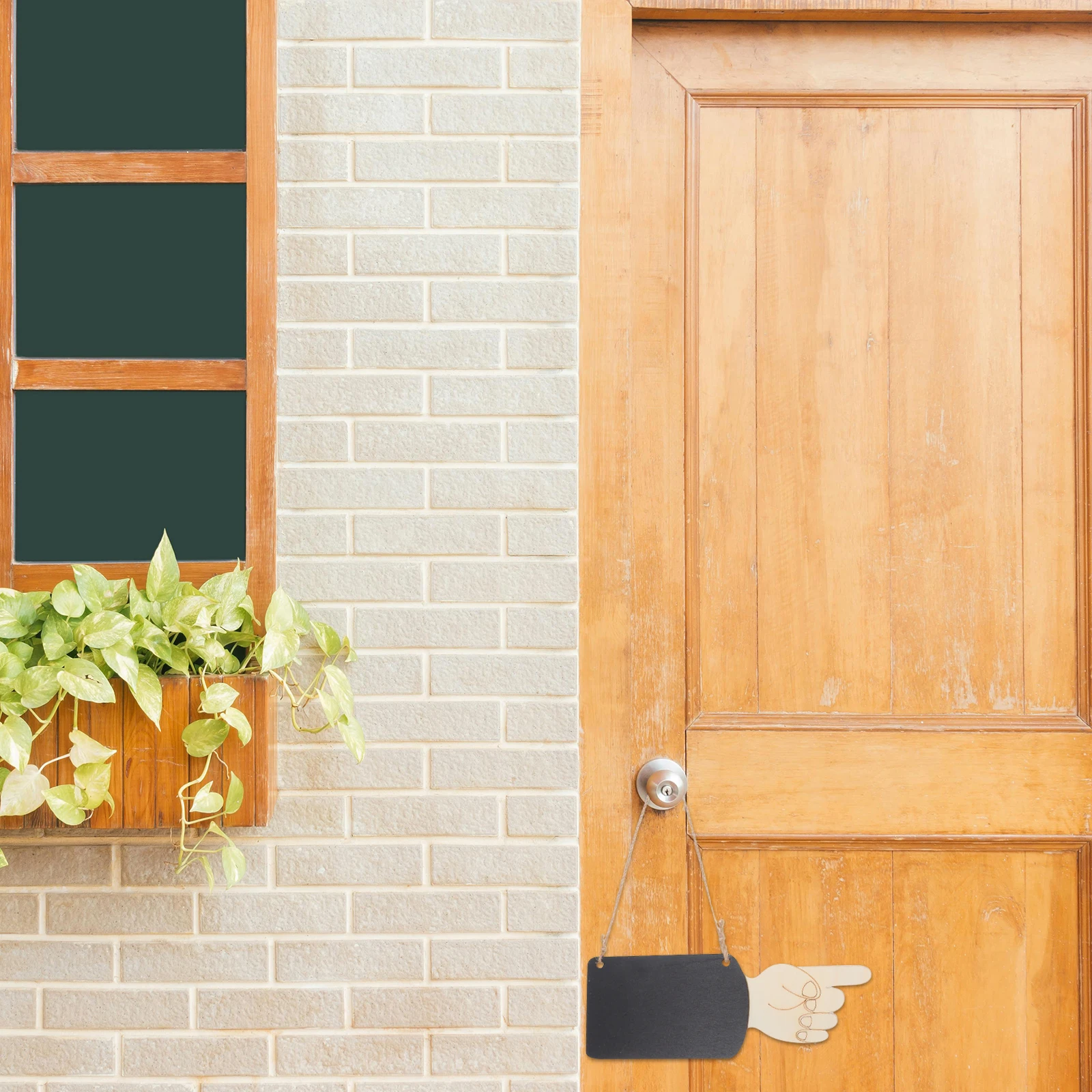 

4 pcs Hand Shaped Chalkboard Small Blackboard Pendant Erasable Message Board Wooden Door Hanging Home Decor Signs Blank