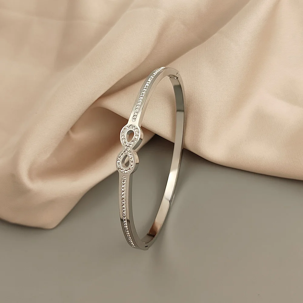 Stainless steel gold-plated bracelet infinity symbol five-pointed star love bracelet ladies gift hot sale