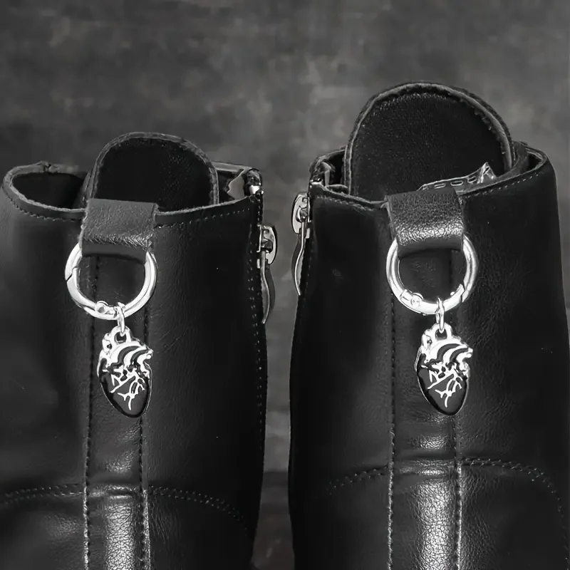 2pcs Black Heart Punk Shoe Charms, Perfect Halloween Gift for Daily Wear and DIY Accessories Y2K Style, Seasonal Decoration