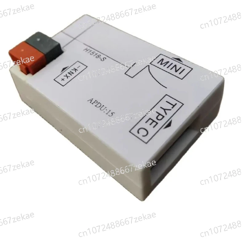 

USB interface KNX downloader has two types of USB ports: Type C and micro USB