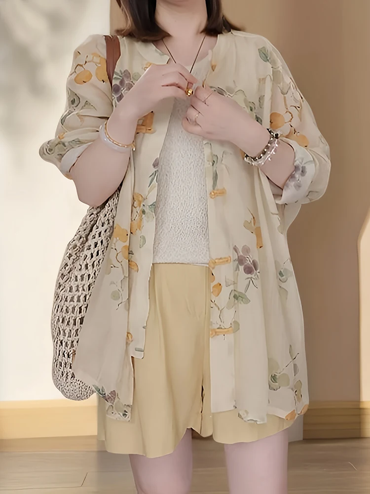 ชุดฤดูร้อนแฟชั่นสำหรับผู้หญิง ชุดกระชับสัดส่วน ป้องกันแสงแดด เสื้อและกางเกงขาสั้นสองชิ้น สไตล์ลำลองแบบสปอร์ต