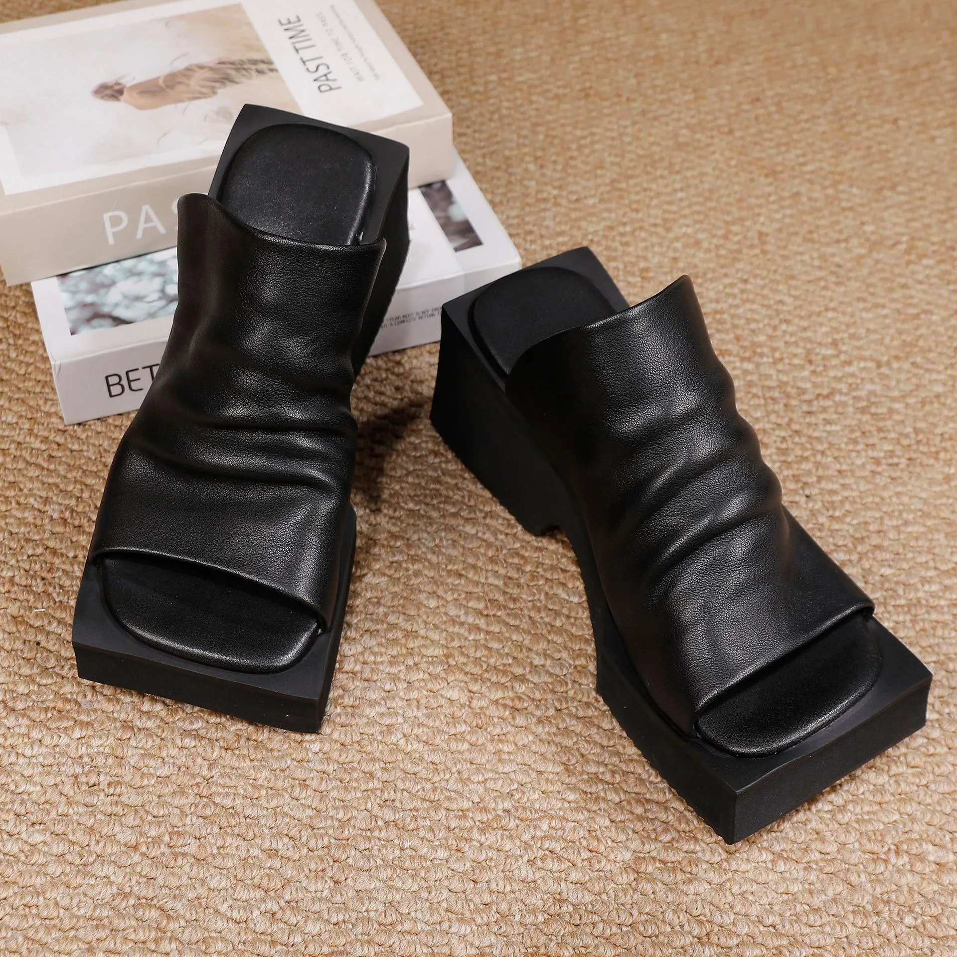 

Birkuir Square Toe Thick Heel Slippers For Women Slip On Women Outdoors Slides 7.5cm High Heel Genuine Leather Ladies Slippers