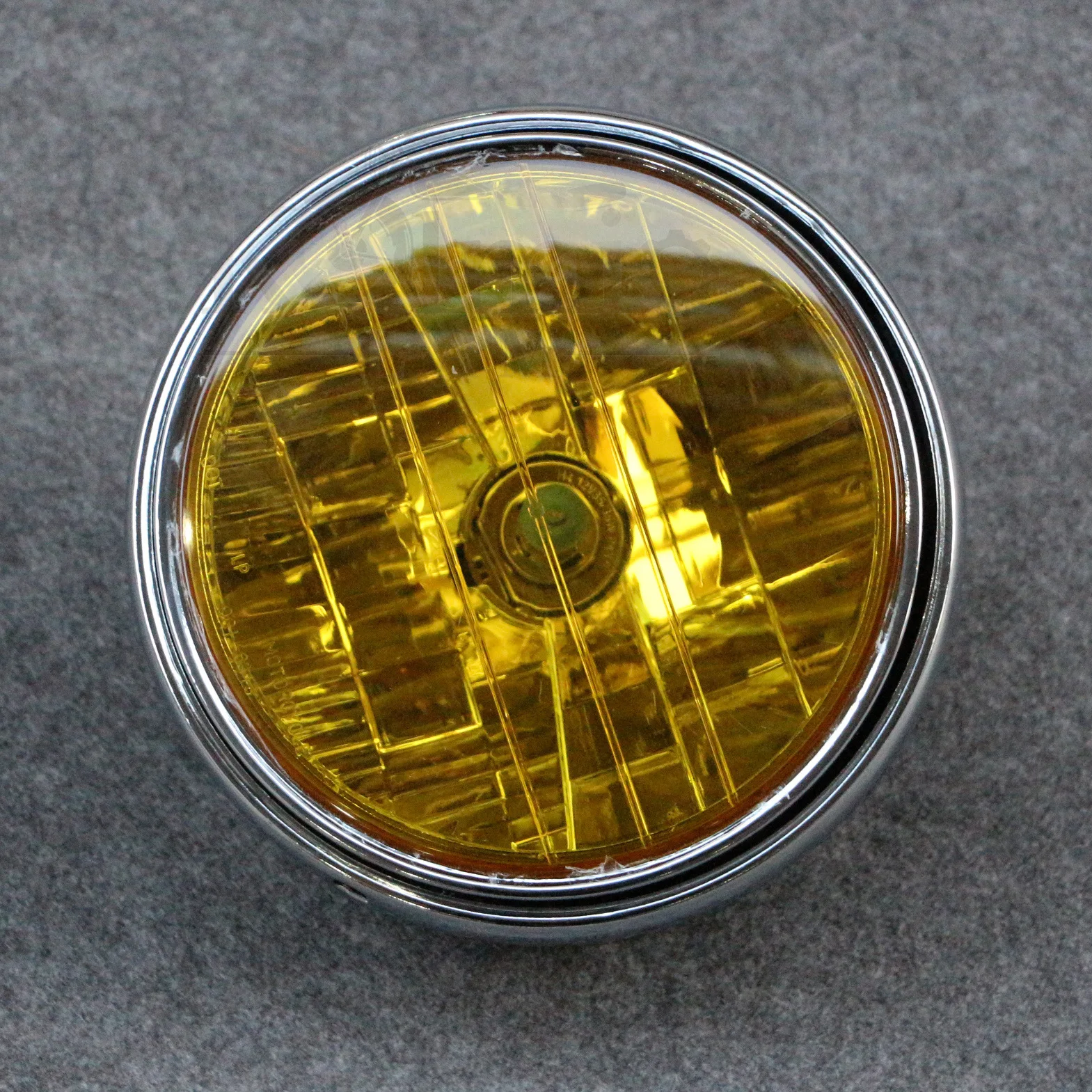 

Factory Hot Selling Suitable for motorcycle headlights CB400 wasp 600/900 headlight assembly crystal yellow shell headlights