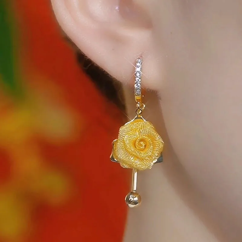2025 New Vintage Luxury Mesh Crystal Rose Flower Earrings for Women High-End Fashion Ear Jewelry Trendsetter