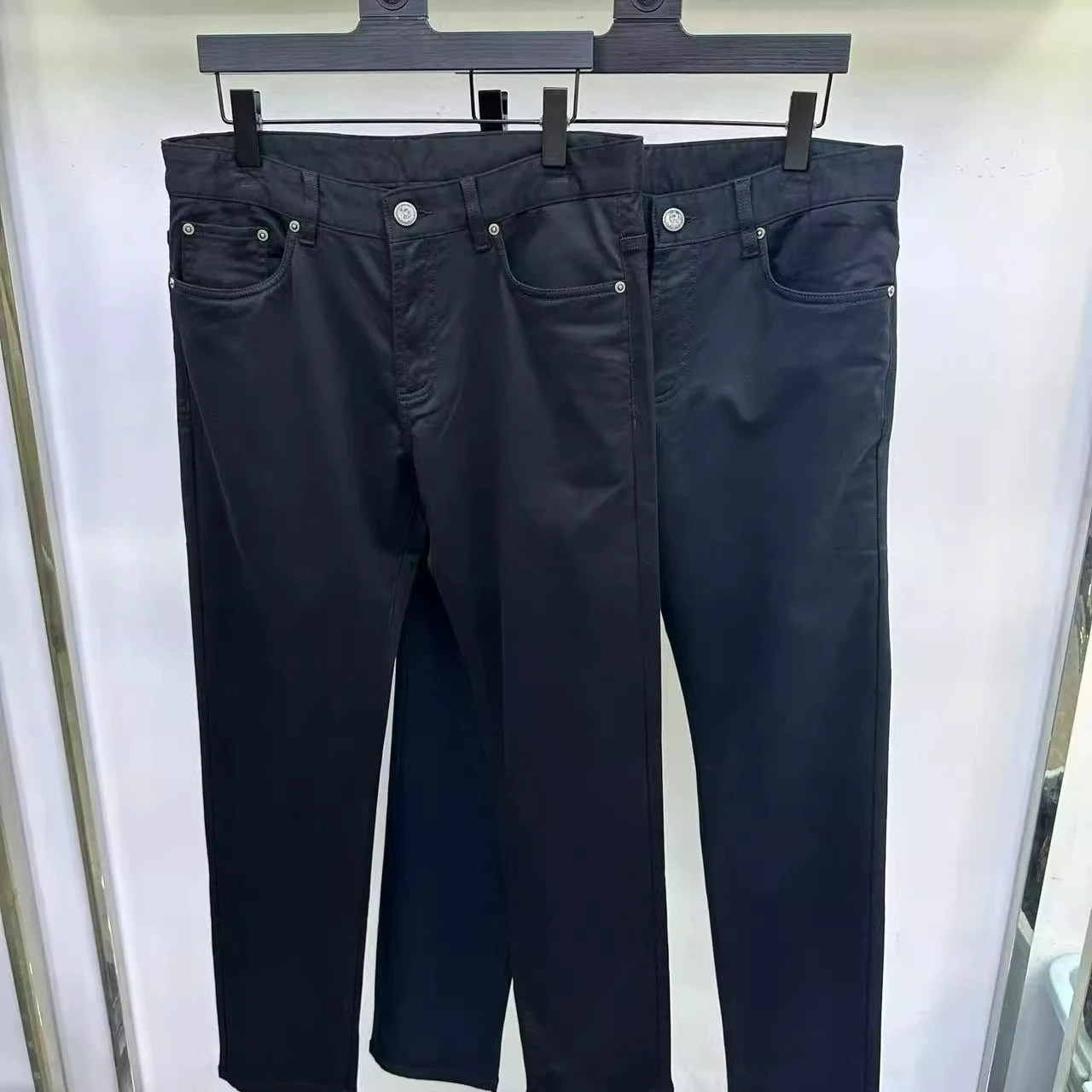 ملابس رجالية إيطالية من BC لخريف وشتاء موضة جديدة جينز مستقيم غير رسمي للرجال بنطال متعدد الاستخدامات بنمط المال القديم