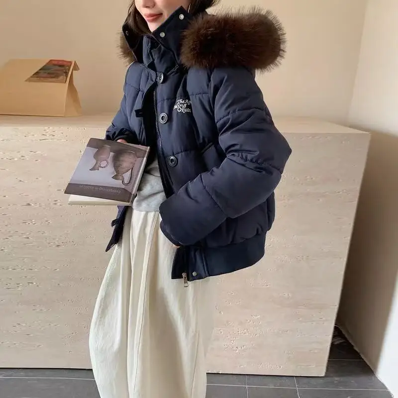 Veste courte en duvet de coton pour femme, coupe ample, avec chapeau détachable et col en fourrure, vêtements d'extérieur chauds et épais, amincissant, à la mode, hiver