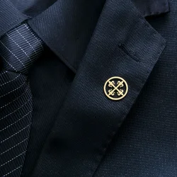 Tangula Vintage Cross of Lilies Brooches Stainless Steel Christian Cross Badge Mens Suit Lapel Pins Wedding Jewelry for Groom