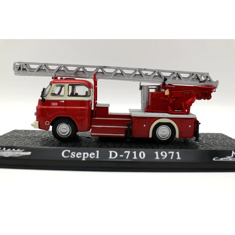 Diecast 1/72 escala Csepel D-710 1971 Chobel escalera motor de bomberos coche en miniatura de aleación juguete coleccionable regalo recuerdo adorno de exhibición