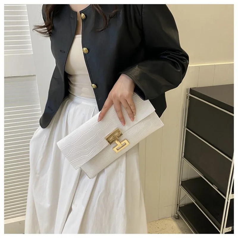 Evening Cluthes Bags For Women Silver Envelope Bags Fashion Luxury Leather PU Clutch Wallet Wedding Party Cover Prom Purse