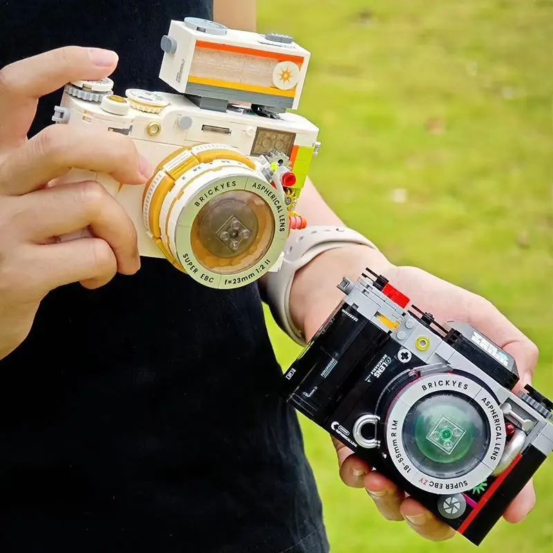 2025年新作 組み立てブロック DIYカメラモデル ままごとクリエイター 組み立ておもちゃ 子供の誕生日 女の子へのプレゼント パズル 手作り