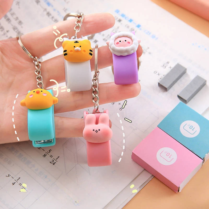 1pcs Mini Book Binding Device with Keychain Cute Cartoon Mini Stapler Student Office Prize