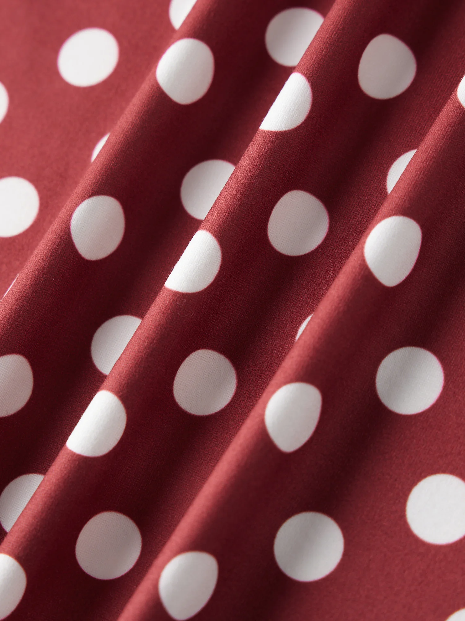 Damska bluzka z kwiatowym wzorem, odkryte ramiona, modne falbanki na rękawach, luźny krój, letni top, codzienna koszula, odzież plażowa, ubranie na wakacje.