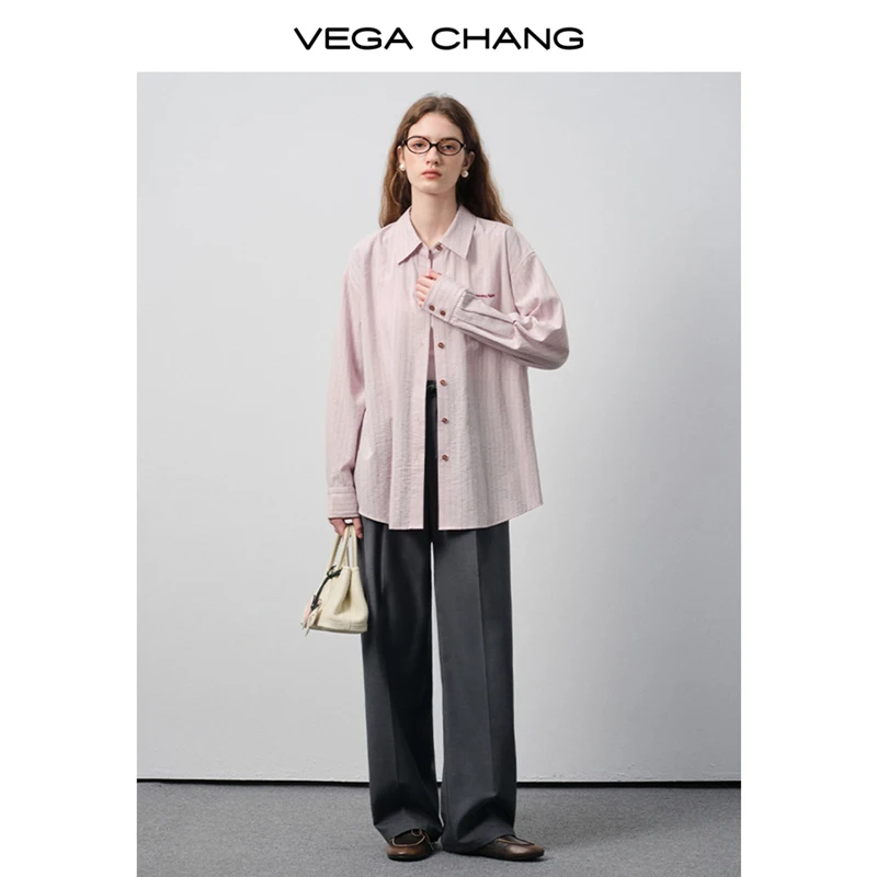 Camisa Vega Chang de manga comprida para mulheres, novo estilo outono e inverno, lapela, listras finas, camisa casual, solta e versátil