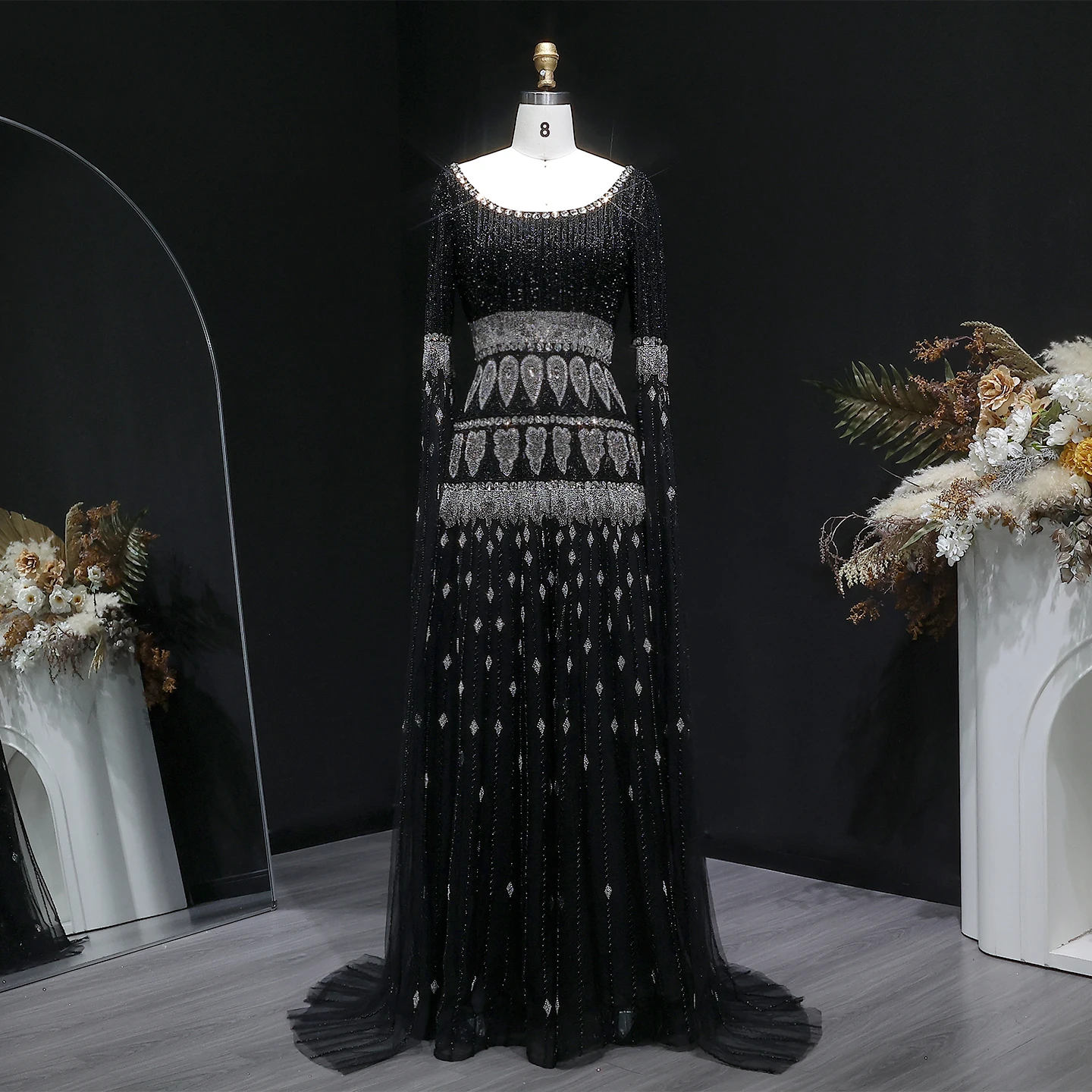 Sharon Said Dubai Luxus Übergröße Lila Abendkleid mit Cape-Ärmeln Hochwertig Perlenbestickt Saudi-Arabisches Damen-Partykleid SS009 Maßanfertigung – Detail 13