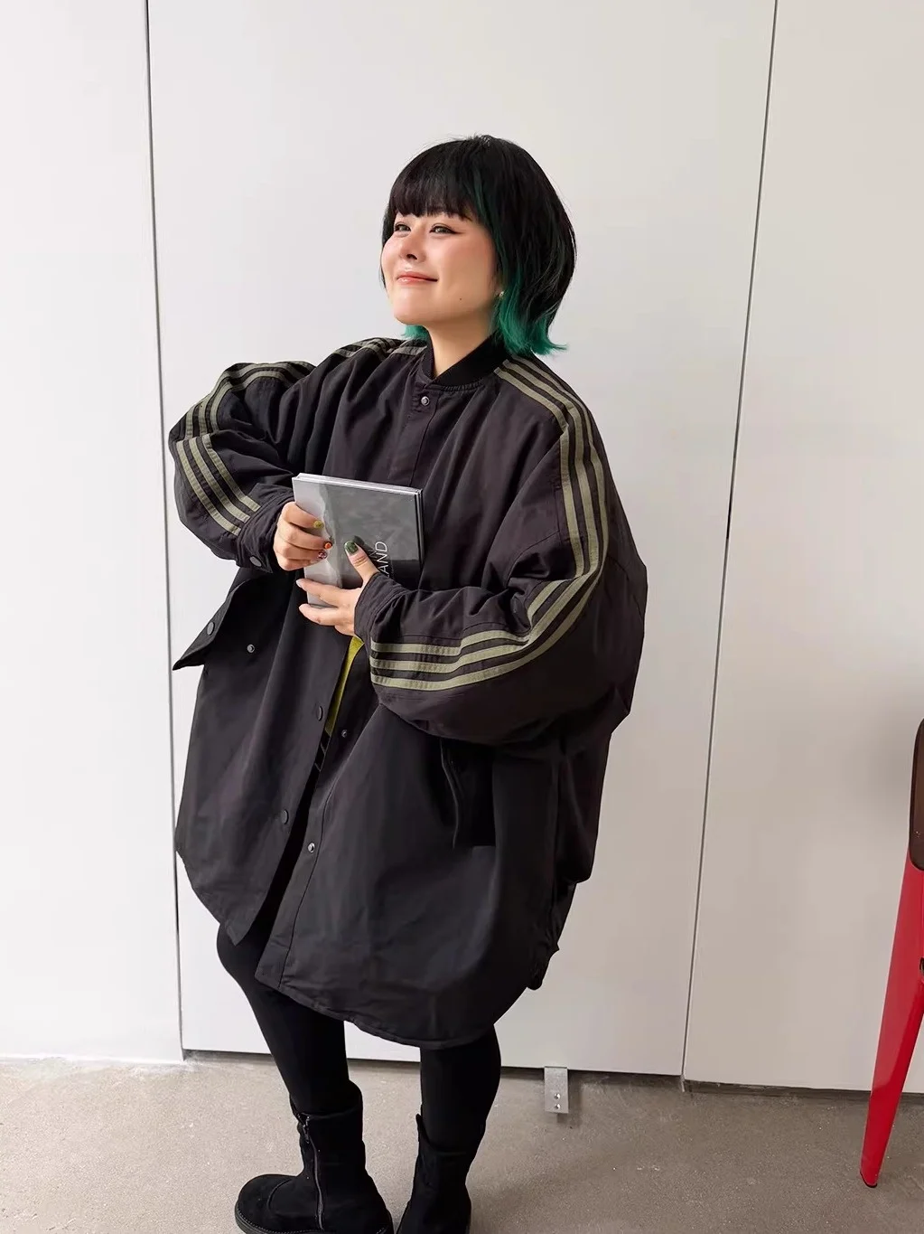 

Miss Musoom Head 2025 Winter New Sle Korean Retro Casual Loose Slimming Bla Tee Bar Cotton Jaet Women's Faion