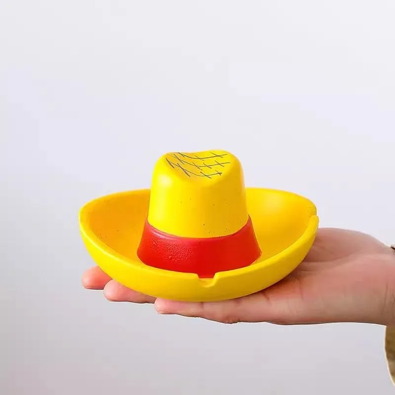 قطعة واحدة من ملحقات الرسوم المتحركة Luffy ثنائية الأبعاد على شكل قبعة من القش مبتكرة لتزيين غرفة المعيشة المنزلية وديكور سطح المكتب