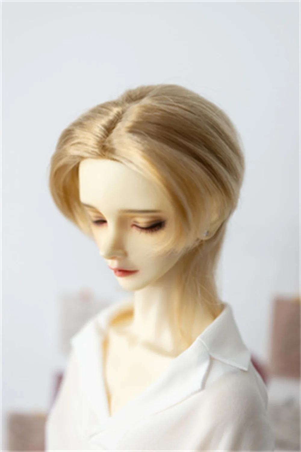 

1/3 1/4 BJD wig Suitable for 3 points 4 points doll wig milk silk forehead hand hook wig