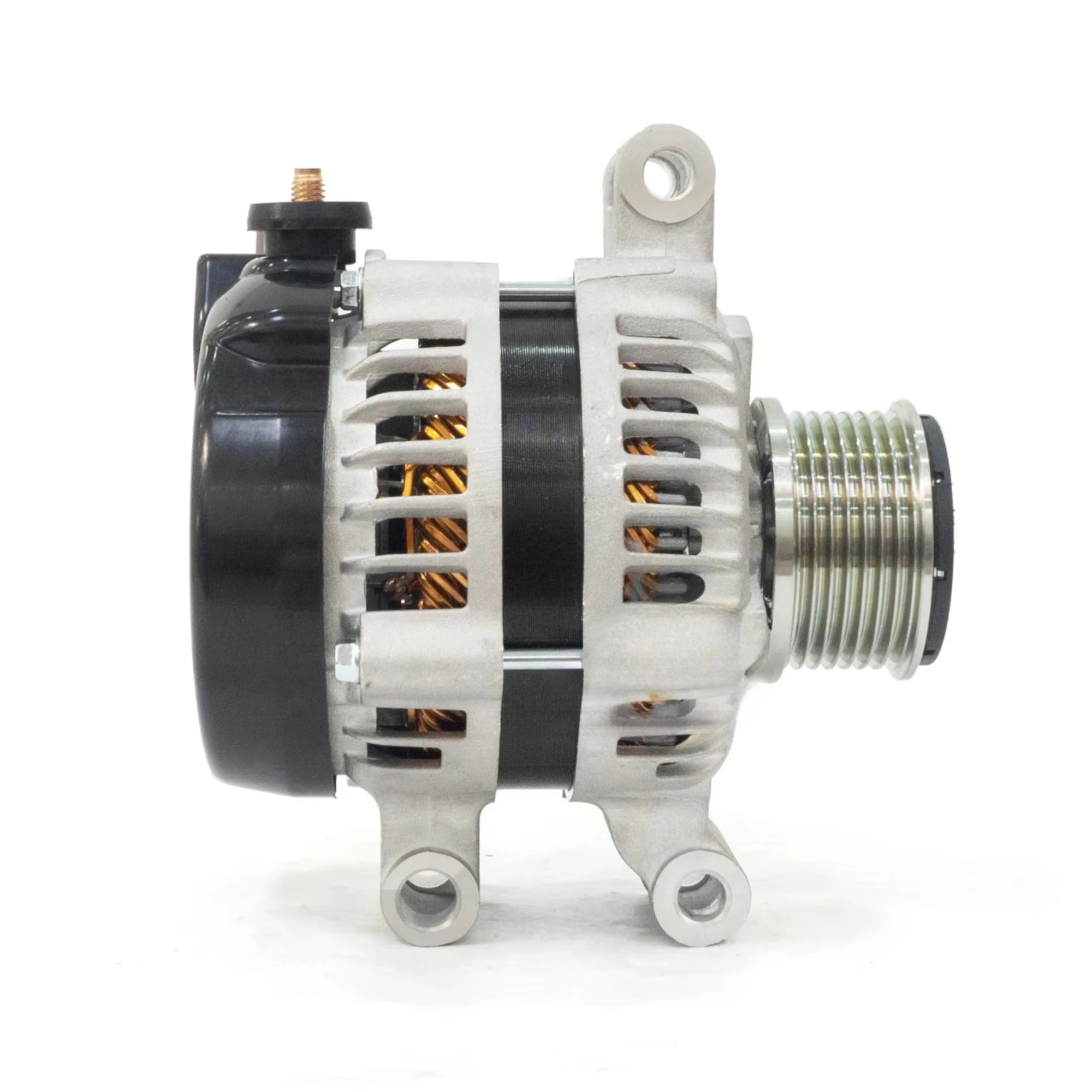 Alternator for ISUZU D-Max Pickup Trucks RZ4E-TC RZ4E 12V 80A Auto Alternator 1042112630 8983852170